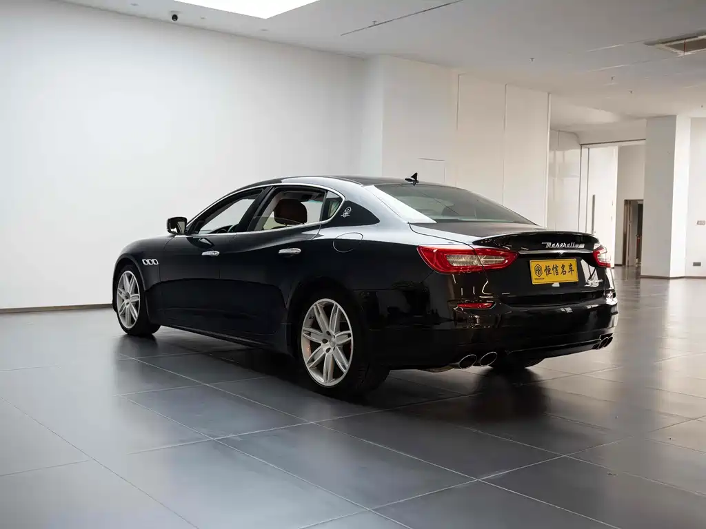 Maserati Quattroporte — миниатюра 6