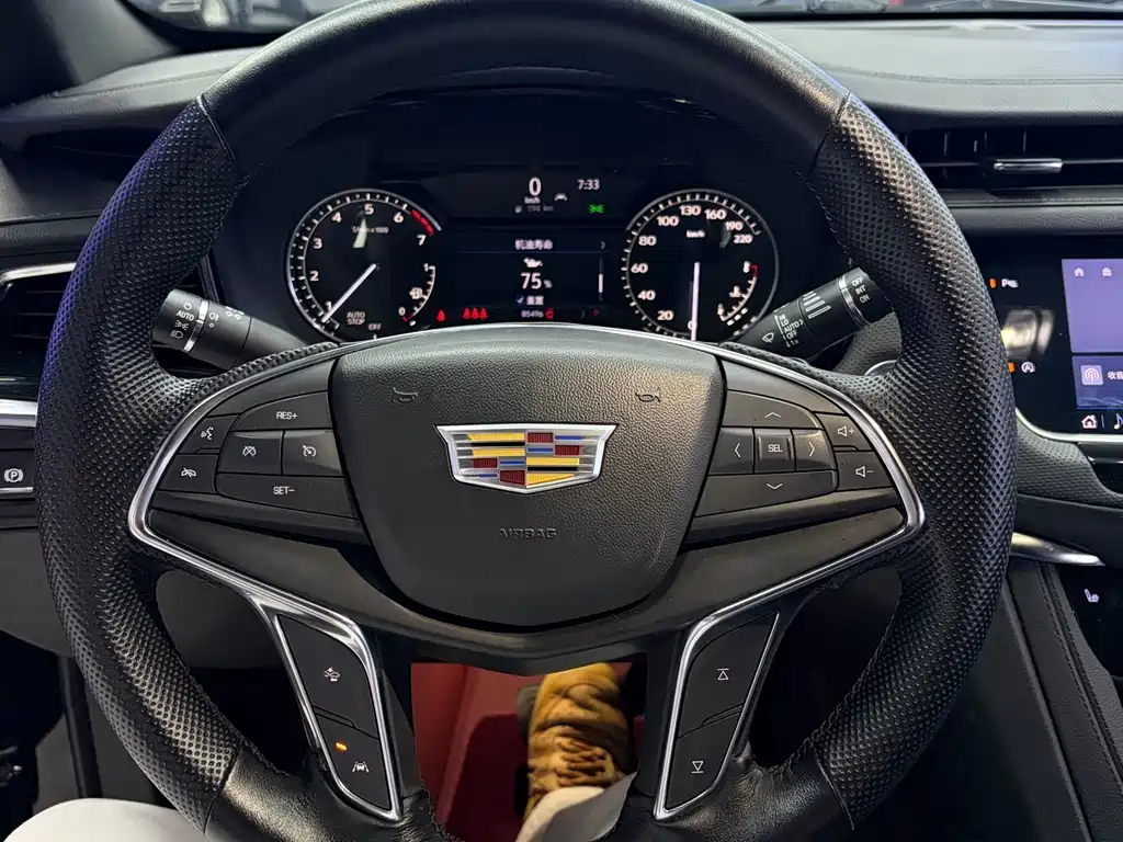 Cadillac XT5 — миниатюра 15