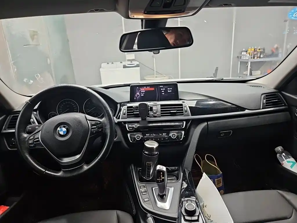 BMW 3 Series — миниатюра 5