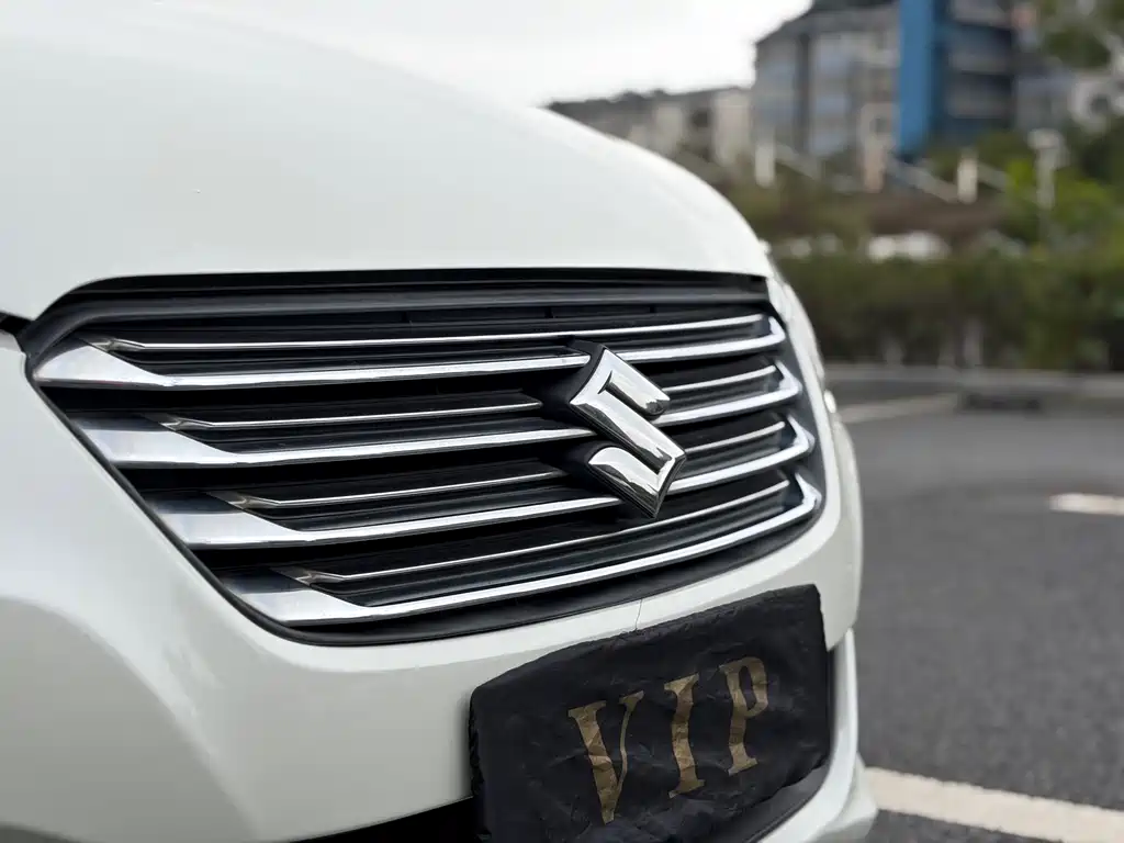Suzuki Alivio — миниатюра 3