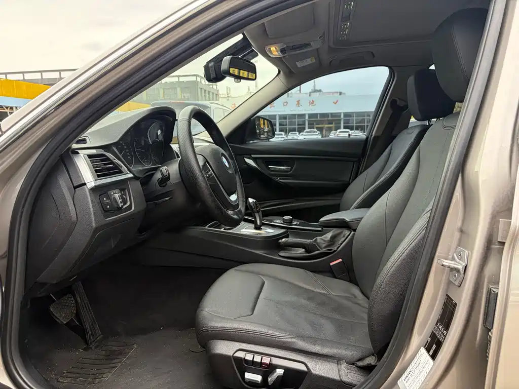 BMW 3 Series — миниатюра 5