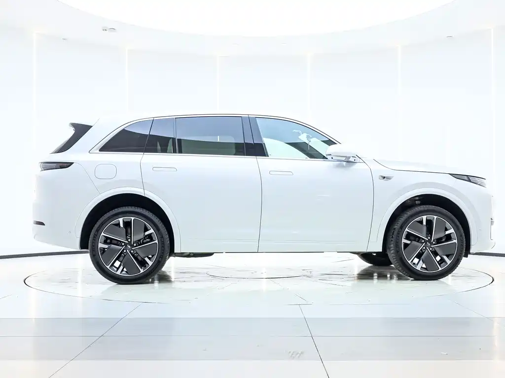 Li Auto IDEAL L7