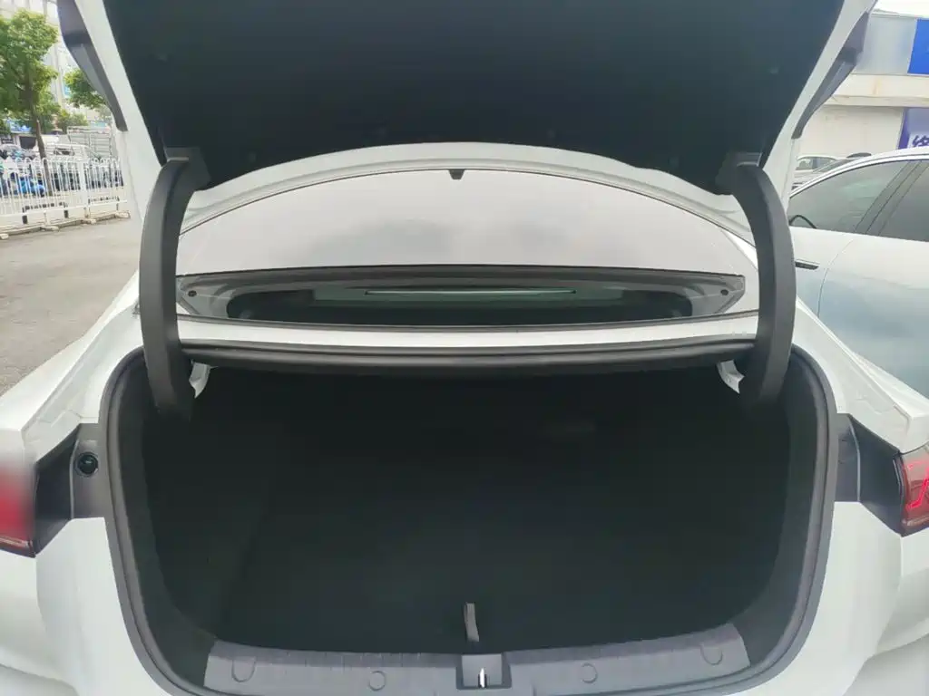BYD Qin L — миниатюра 19
