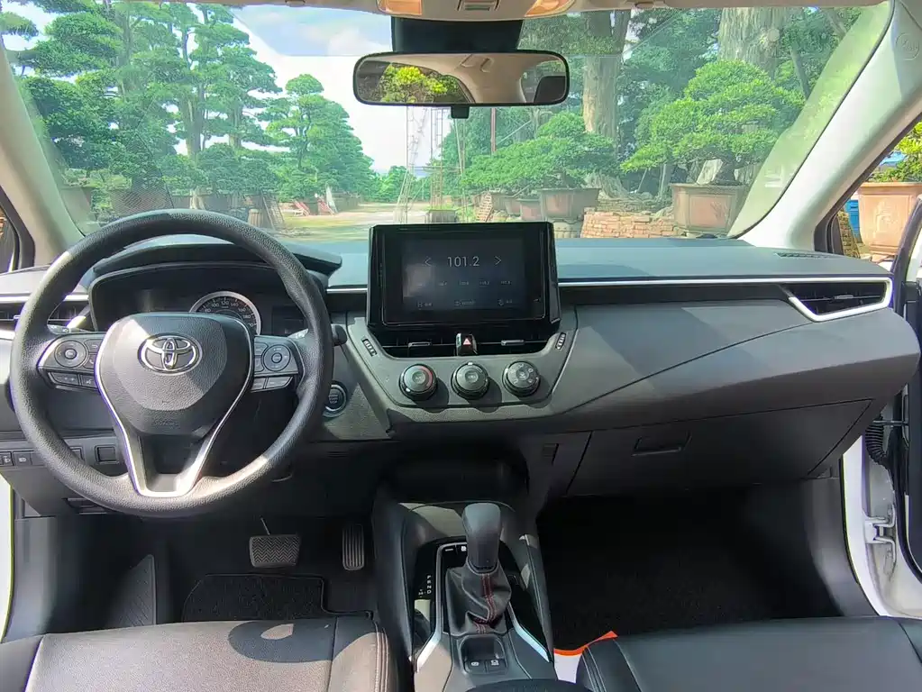 Toyota Corolla — миниатюра 8