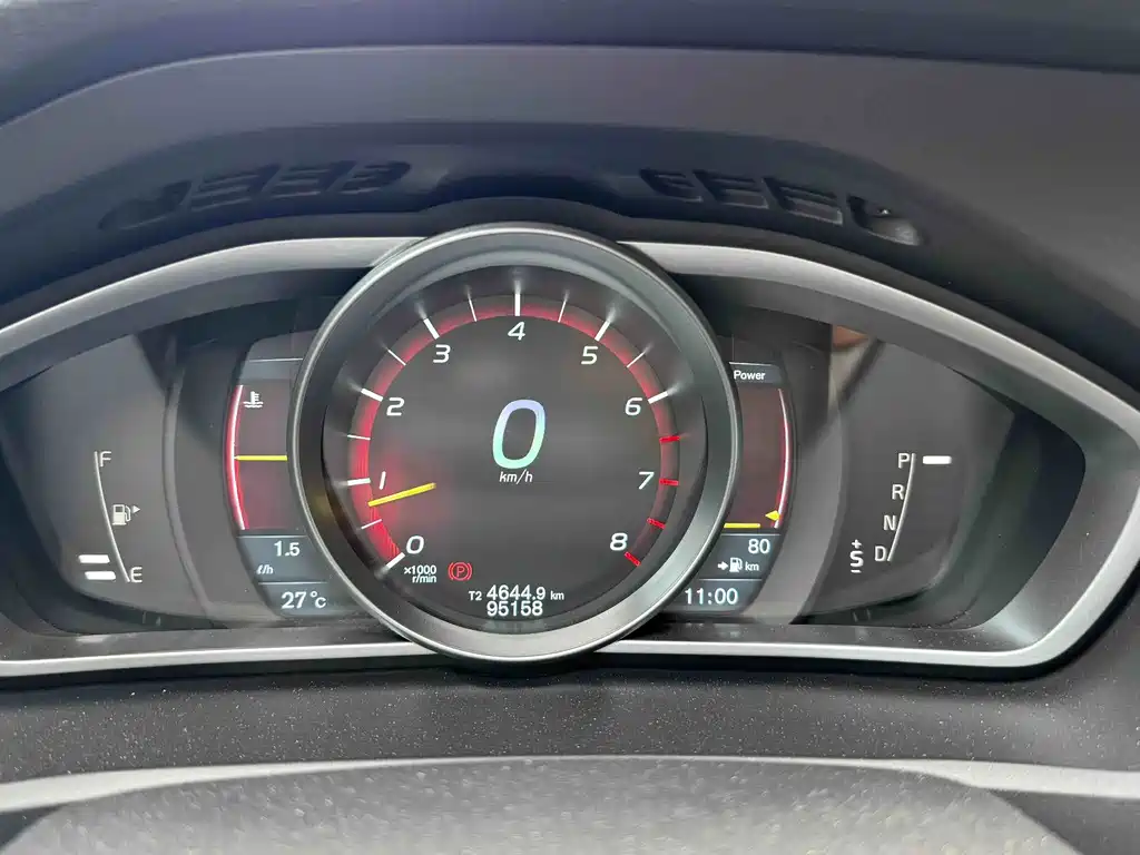 Volvo V40 — миниатюра 11