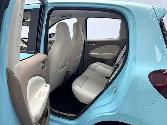 Wuling MINIEV — миниатюра 13