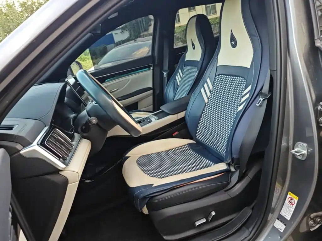 BYD PLUS New Energy — миниатюра 15