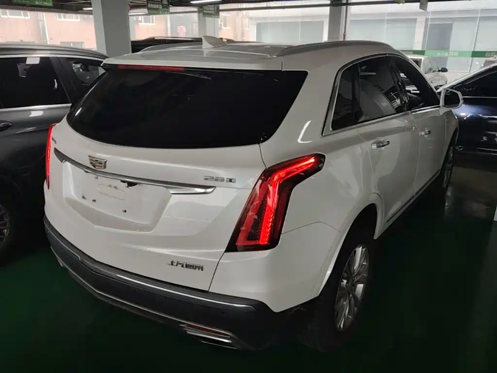 Cadillac XT5 — миниатюра 7