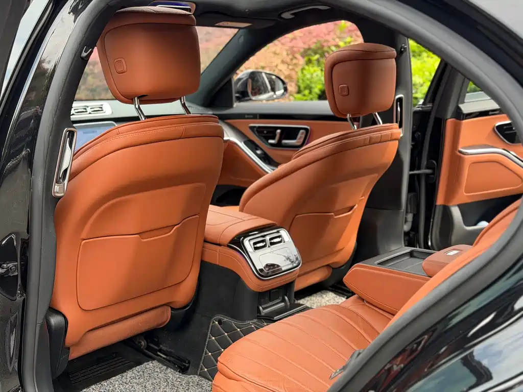 Mercedes-Benz S-Class — миниатюра 11