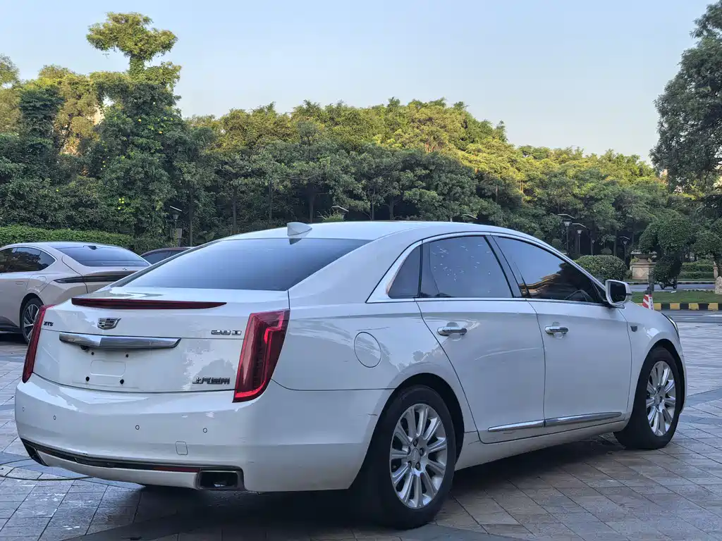 Cadillac XTS 2017 28T Luxury