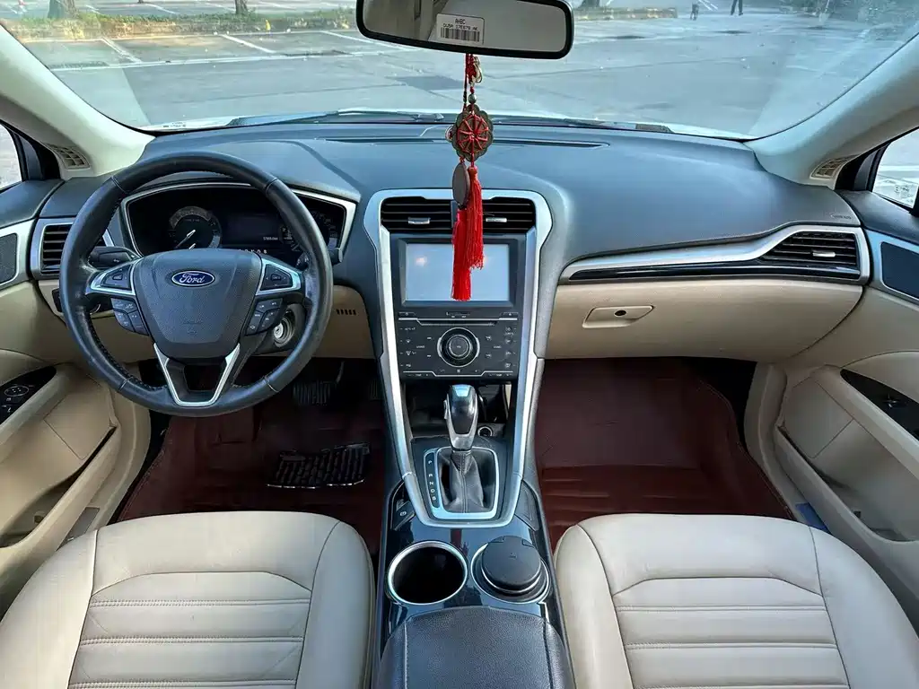 Ford Mondeo — миниатюра 5