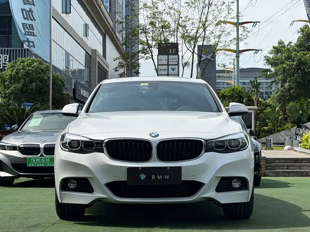 BMW 3 Series GT 3 GT 2020 320i M Sport