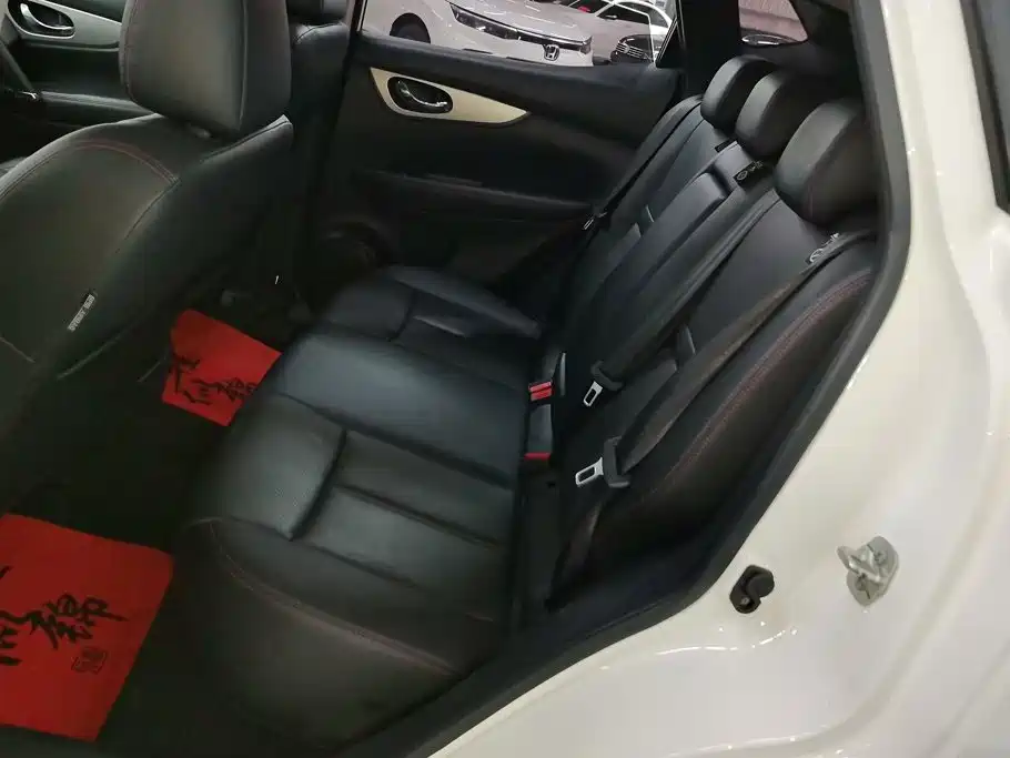 Nissan Qashqai — миниатюра 11