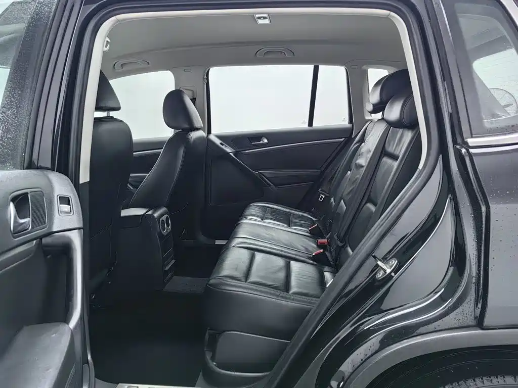 Volkswagen Tiguan — миниатюра 15