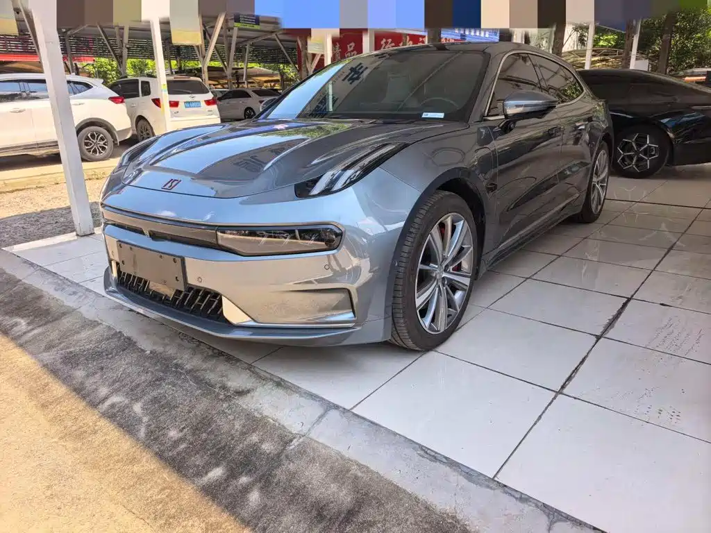Zeekr 001