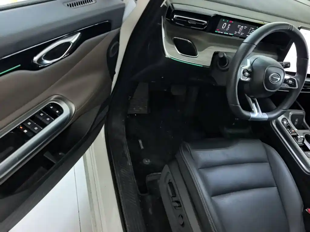 GAC Motor Trumpchi E8 PHEV — миниатюра 16