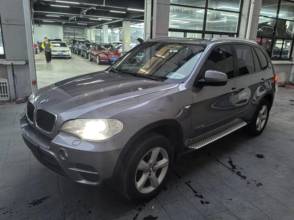 BMW X5 (Import) 2011
