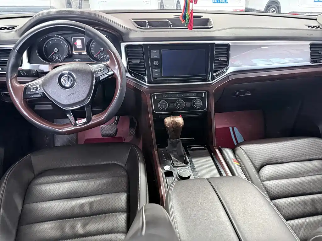 Volkswagen Teramont — миниатюра 13