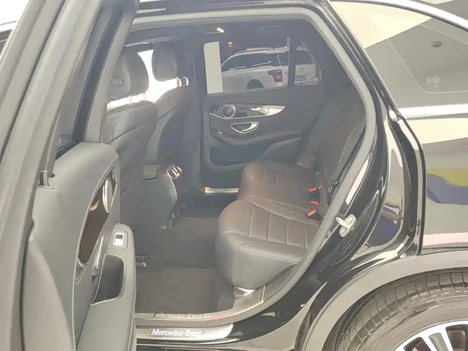 Mercedes-Benz GLC — миниатюра 11