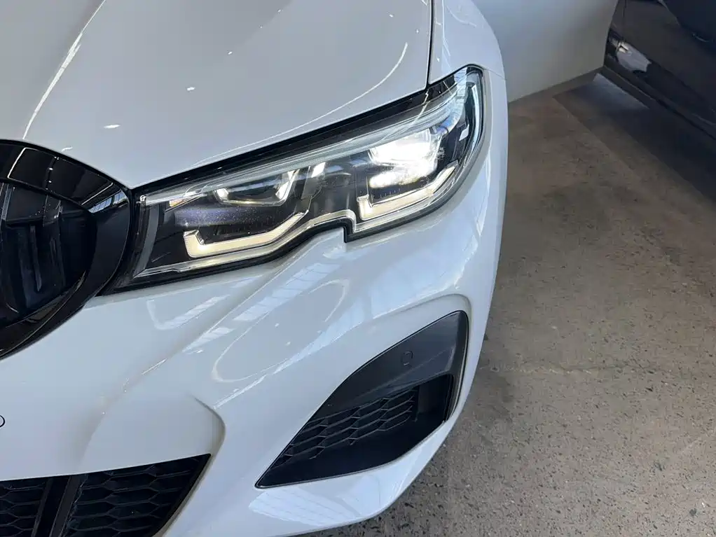 BMW 3 Series — миниатюра 17