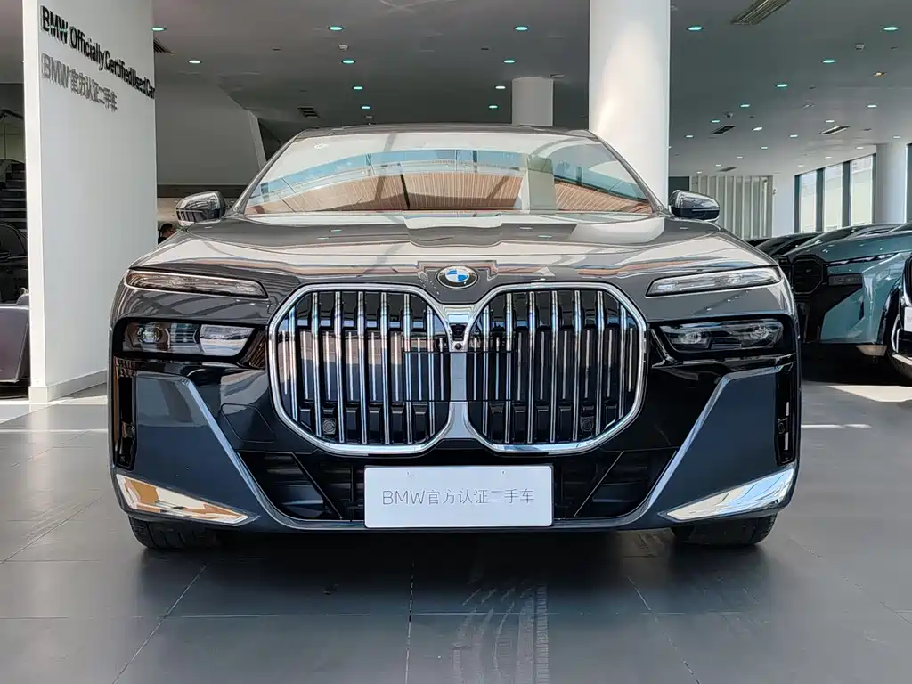 BMW 7 Series 7 2023 740Li Premium M Sport