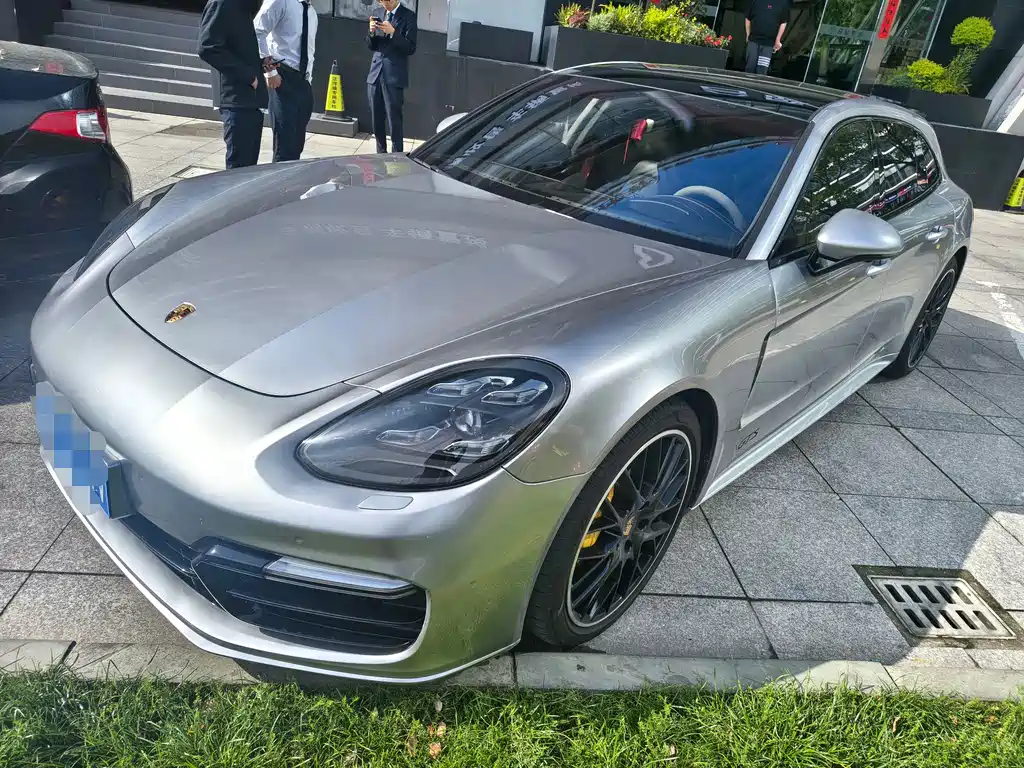 Porsche Panamera 2020