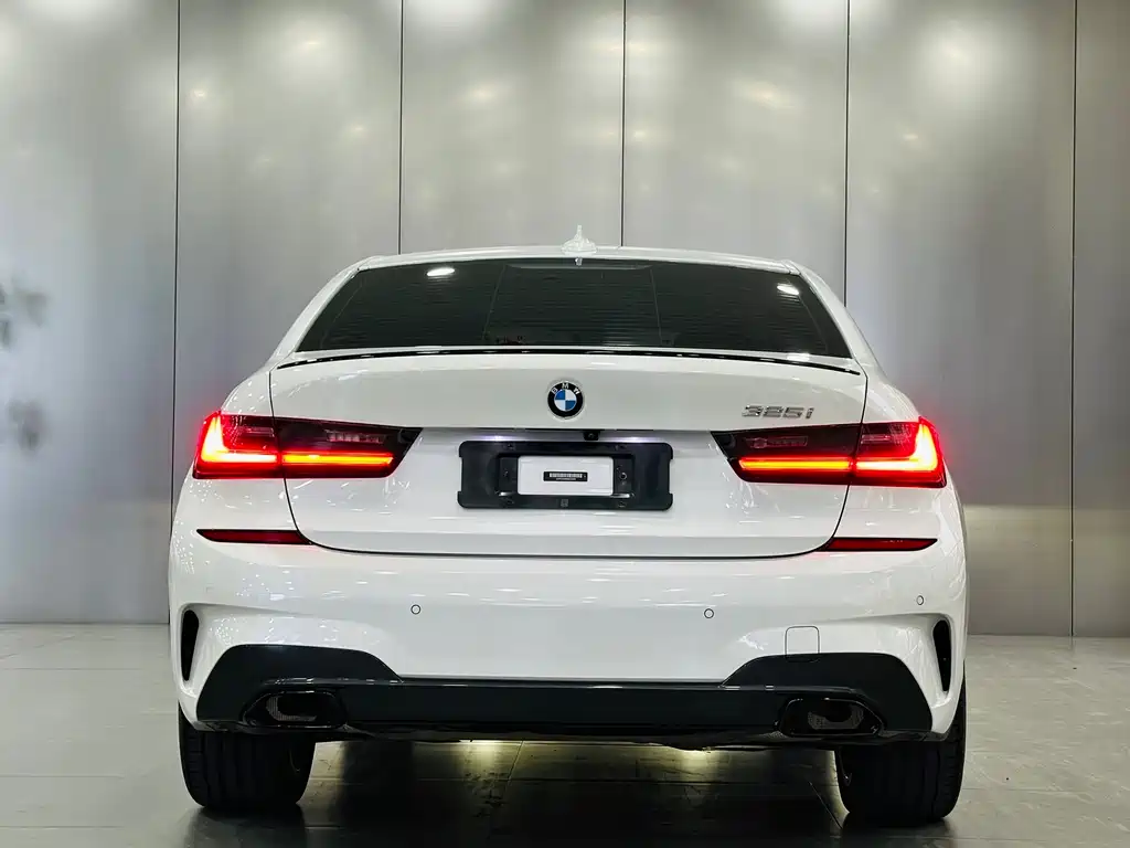 BMW 3 Series — миниатюра 8