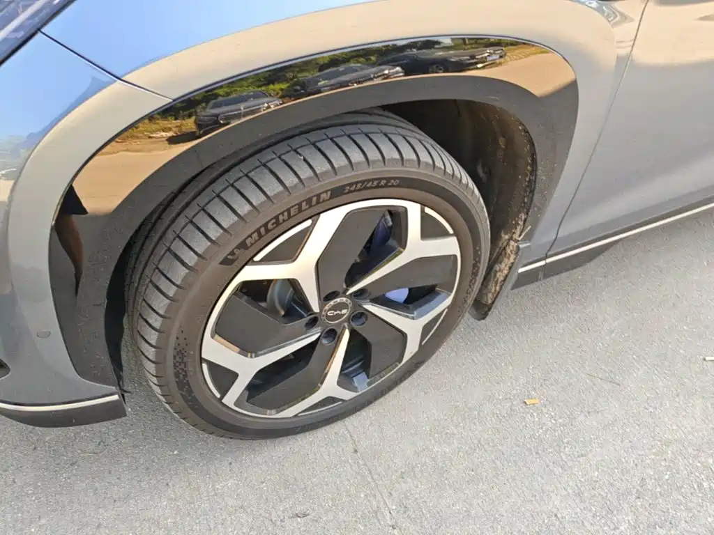 BYD Sealion 07 EV — миниатюра 23