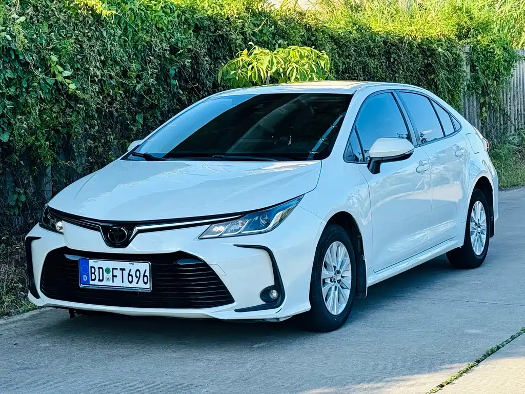 Купить Toyota Corolla
