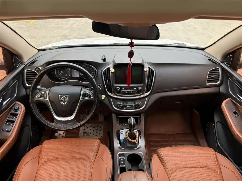 Baojun 560 2017 1.5T DCT Premium