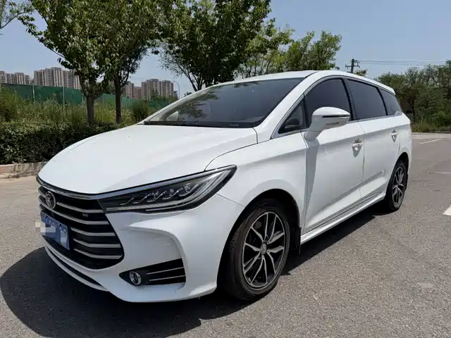 2018 BYD Song Max