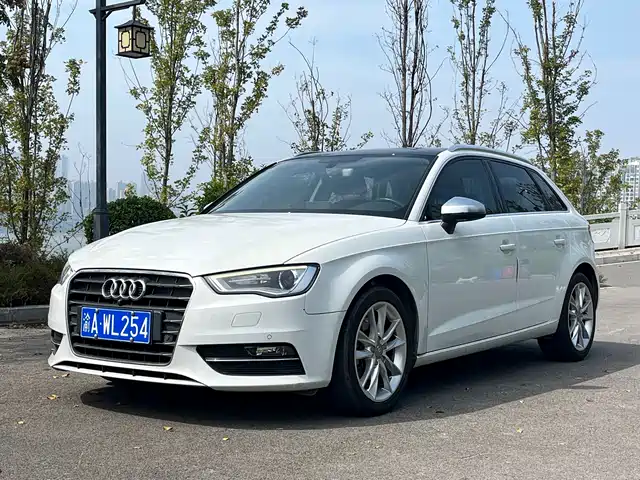 AUDI A3 2017