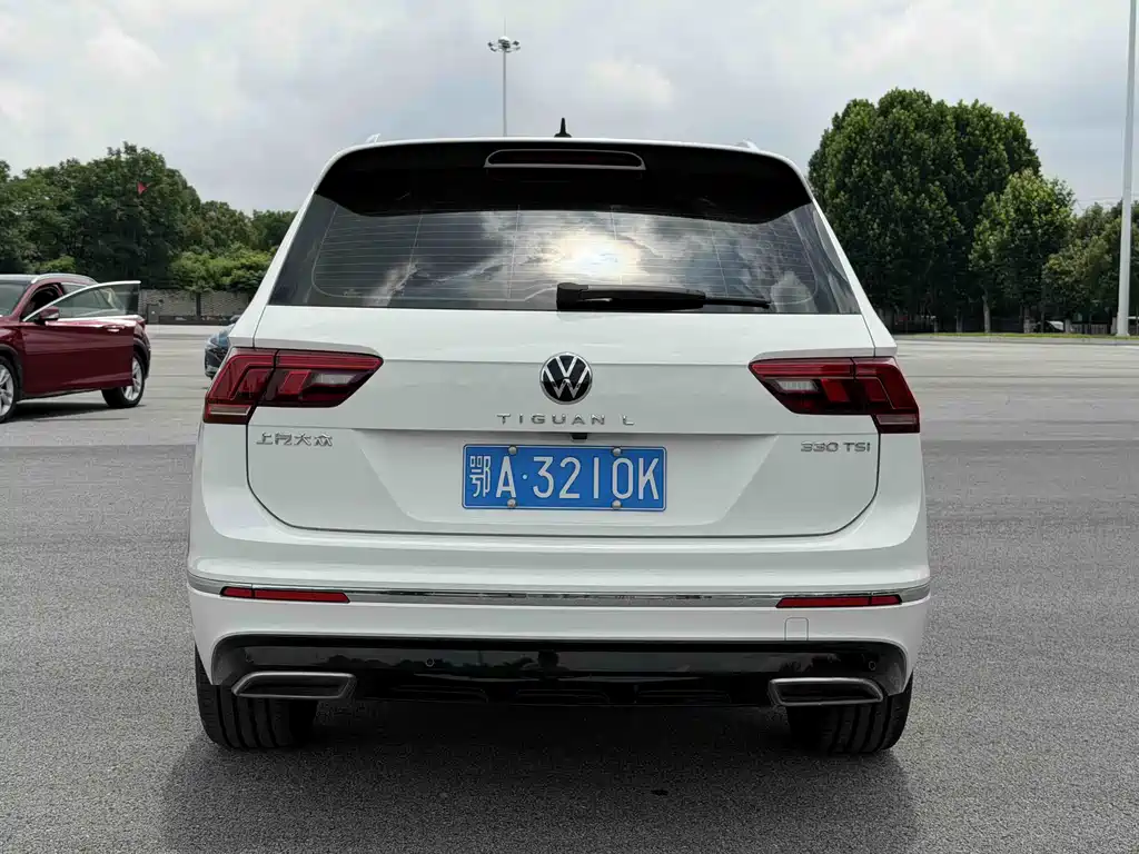 Volkswagen Tiguan L L 2021 330TSI AT R-Line