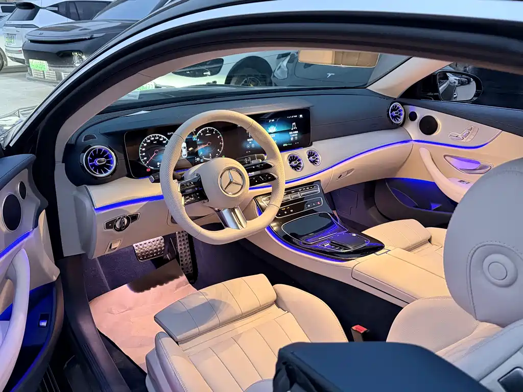 Mercedes-Benz E-Class (Import) — миниатюра 19