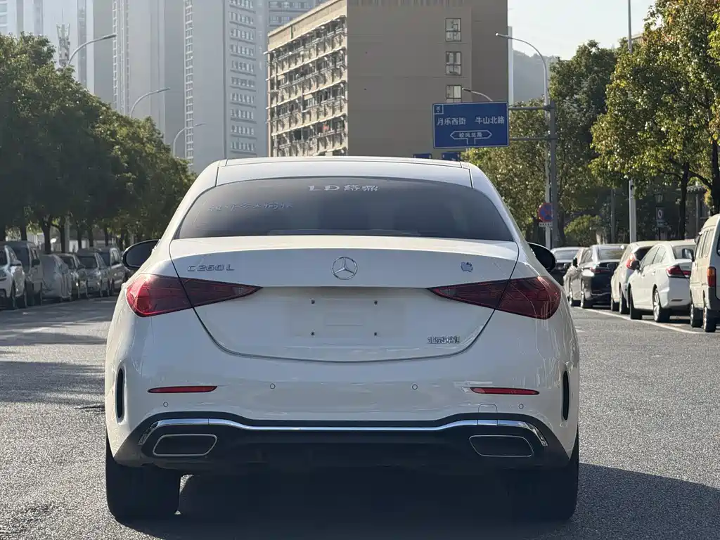 MERCEDES-BENZ C CLASS