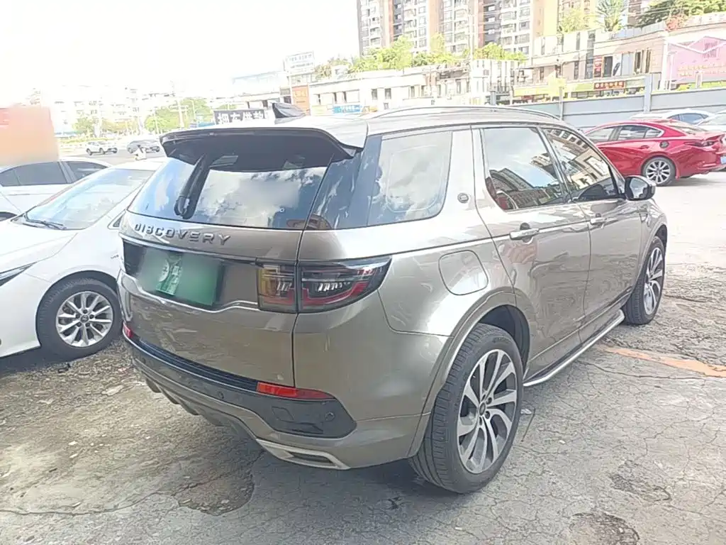 Land Rover Discovery Sport 2022 249PS R-Dynamic HSE Luxury 7 мест