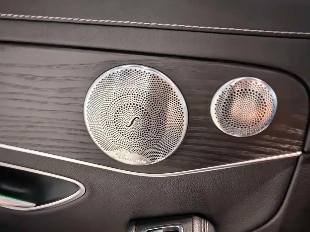 Mercedes-Benz C-Class — миниатюра 11