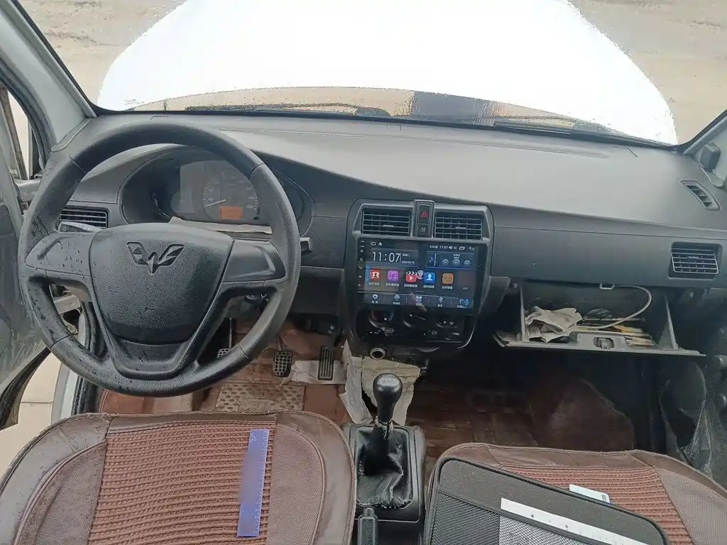 Wuling Rongguang — миниатюра 13