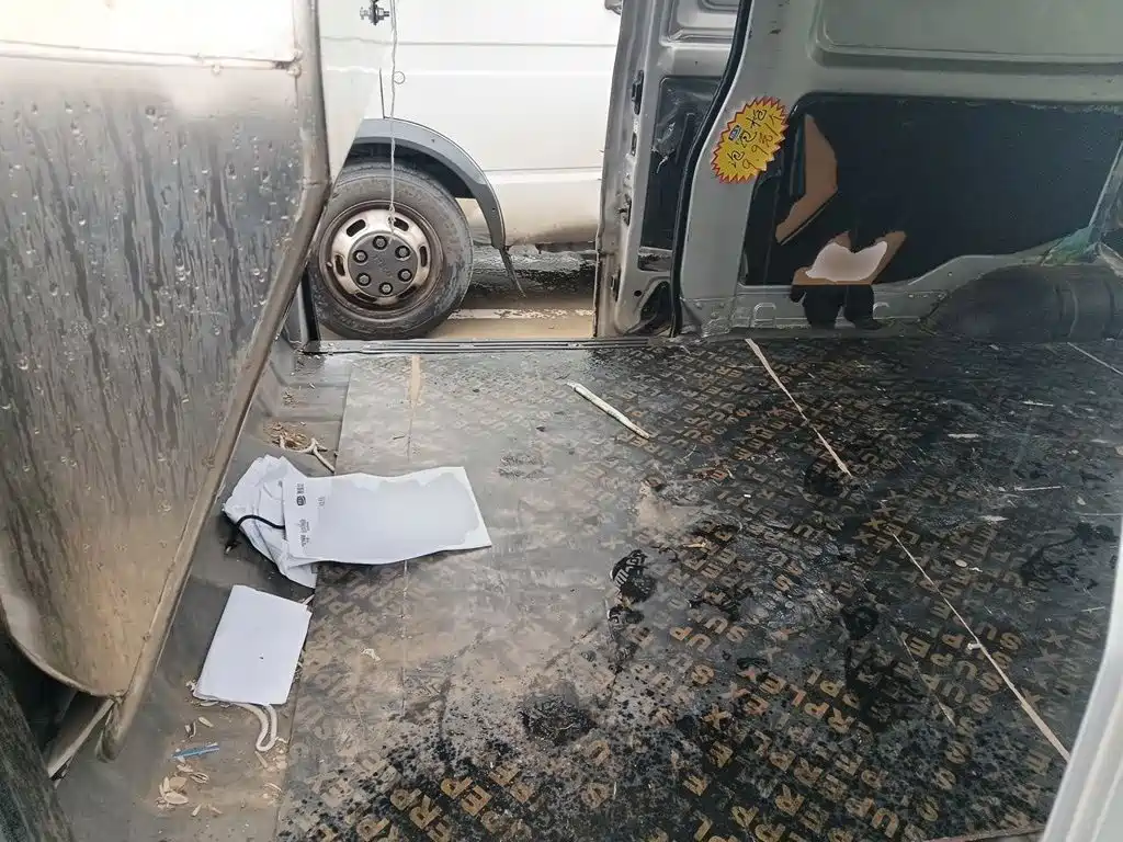 Wuling Rongguang — миниатюра 15