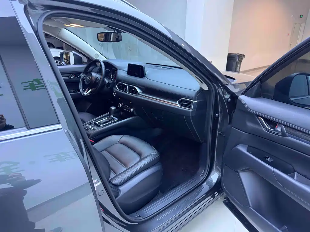 MAZDA CX 5