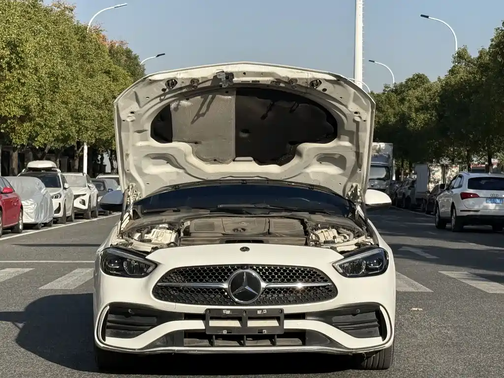 MERCEDES-BENZ C CLASS