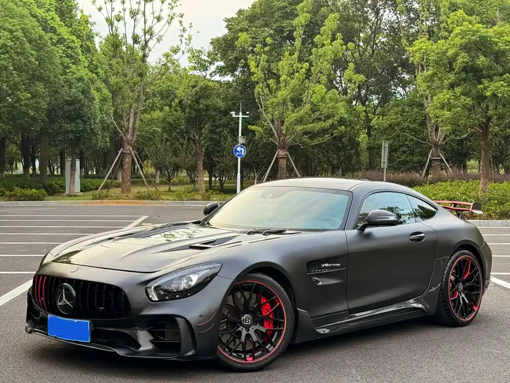MERCEDES-BENZ AMG GT