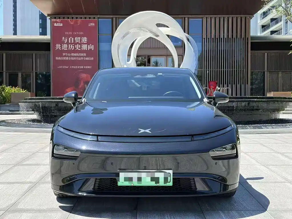 XPeng P7 — миниатюра 3
