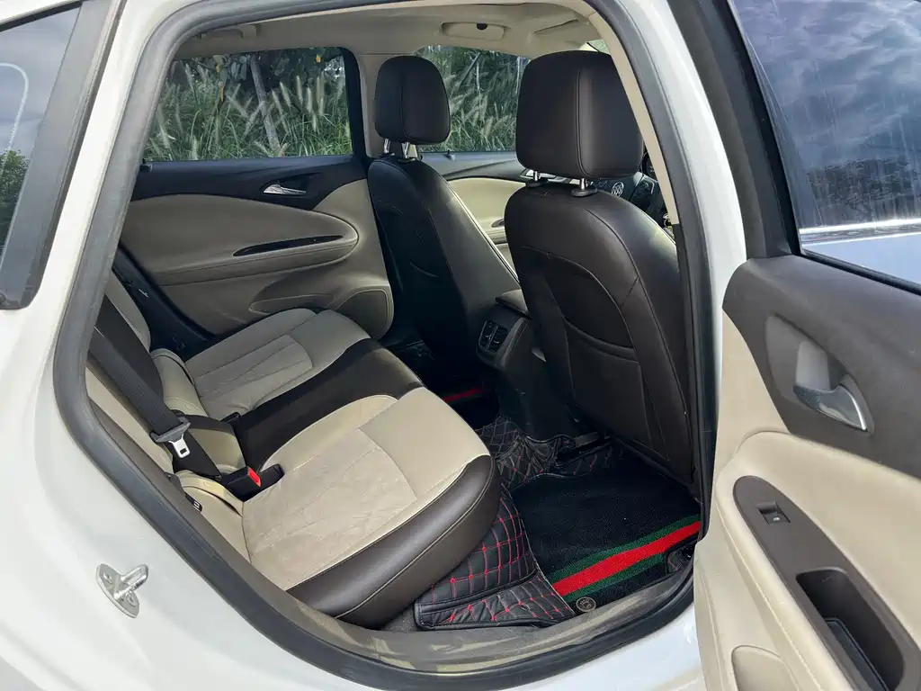 Buick Verano — миниатюра 15