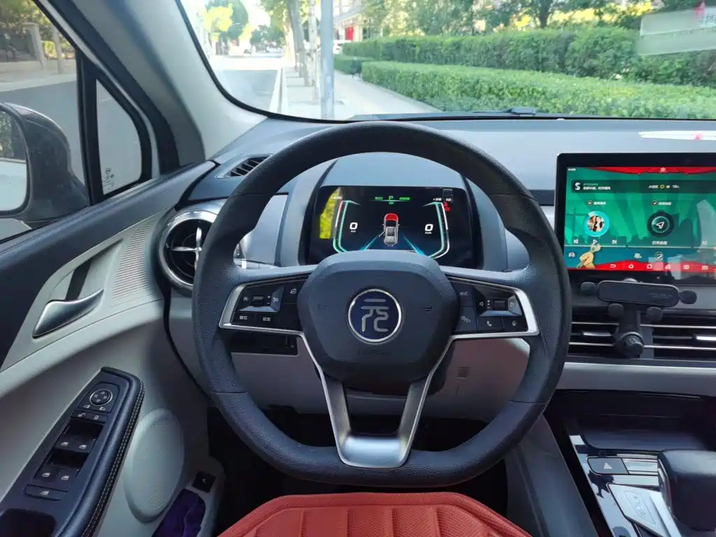 BYD Yuan Pro — миниатюра 11