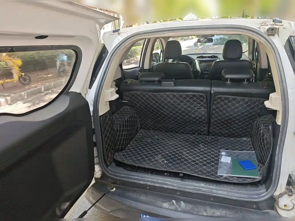BYD Yuan — миниатюра 20