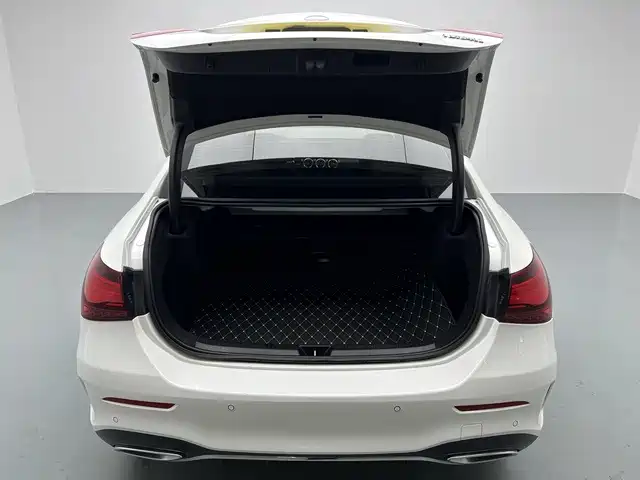 Mercedes-Benz A-Class — миниатюра 16