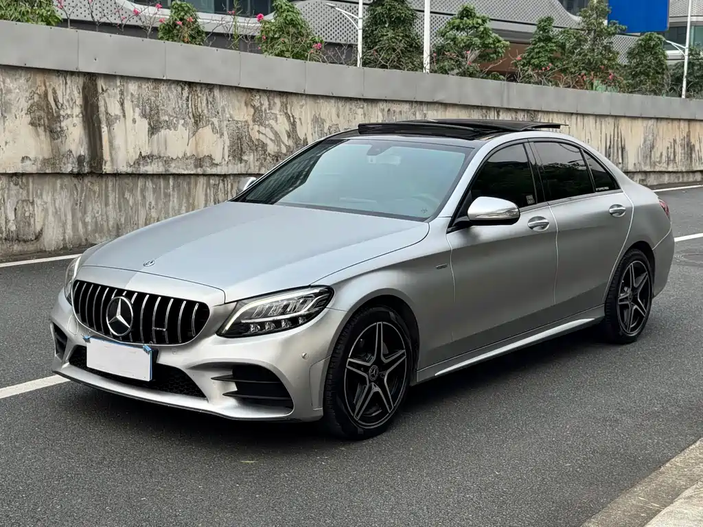 Mercedes-Benz C-Class 2020