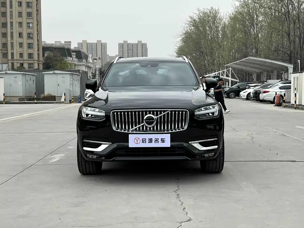Volvo XC90 — миниатюра 2