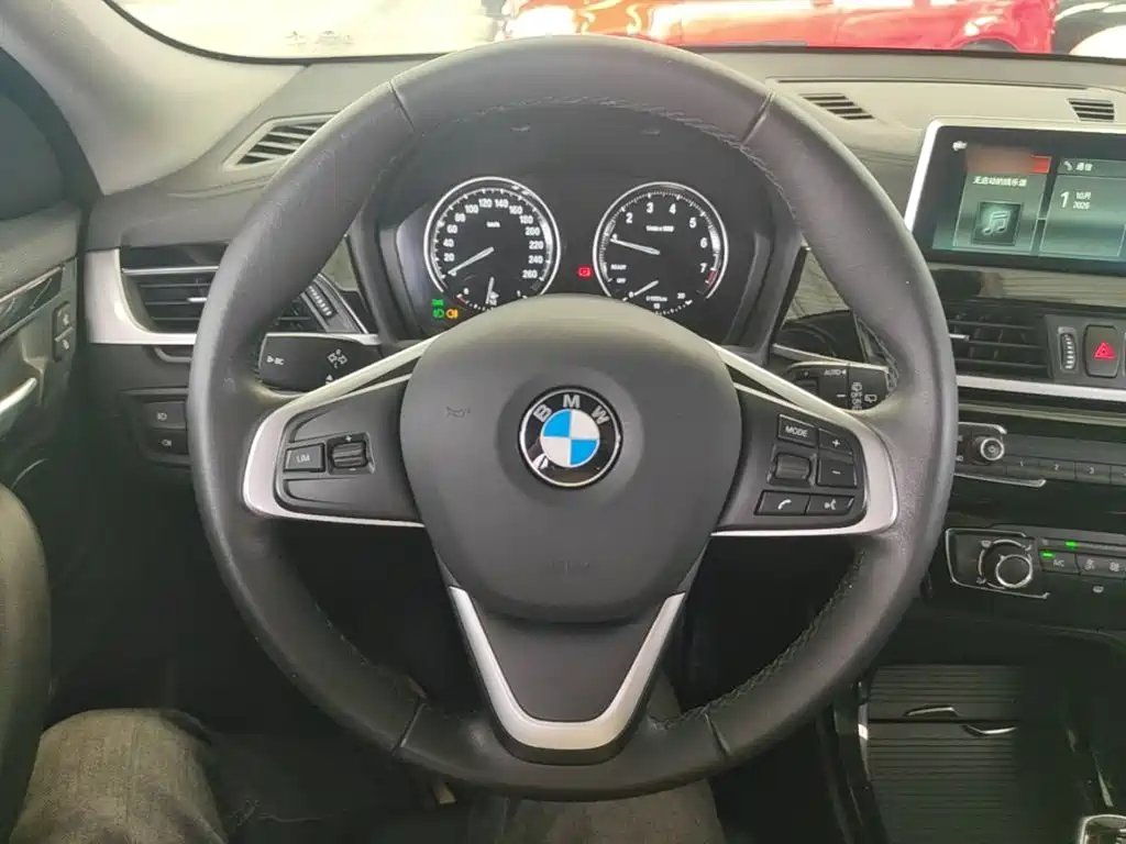BMW X2 (Import) — миниатюра 11